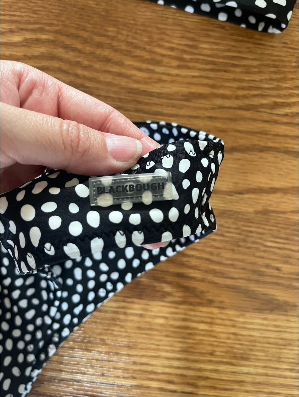 Black-and-white spotted bikini Blackbough Swim Size Medium - Picture 2 of 6